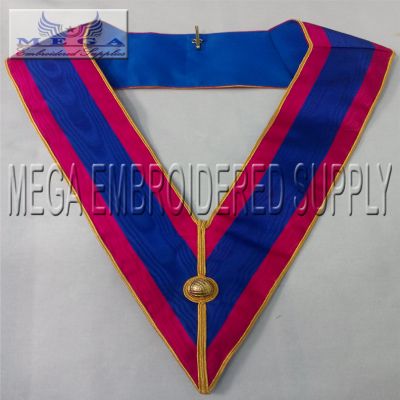 Mark provincial undress collar