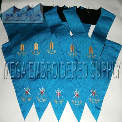 French regalia collars